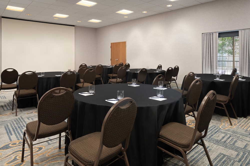 DoubleTree by Hilton Boston - Downtown — Hotel building in Boston, Massachusetts