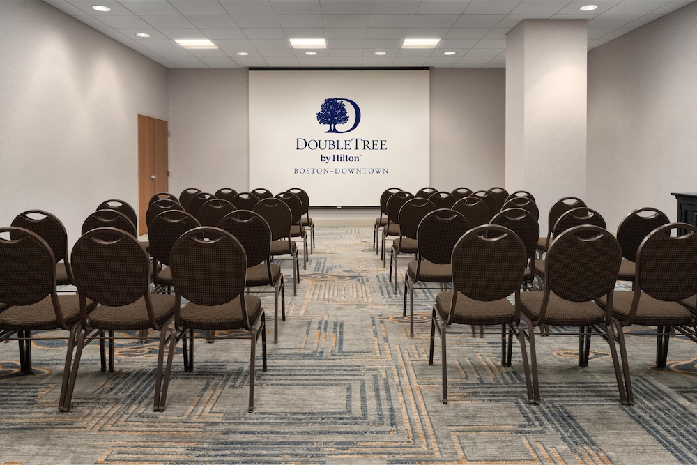 DoubleTree by Hilton Boston - Downtown — Hotel building in Boston, Massachusetts