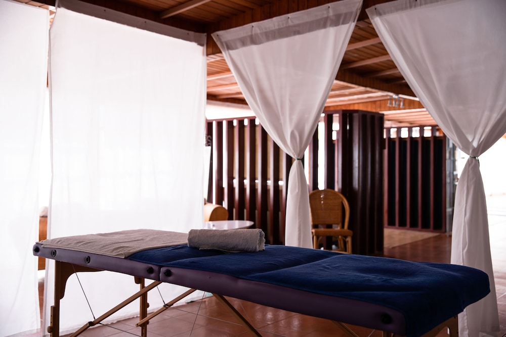 Apartamentos Fuentepark — Hotel rooms in Corralejo, Canary Islands