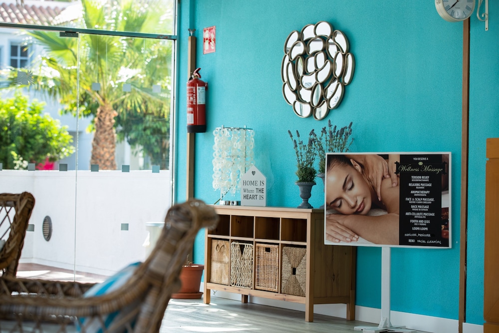 Apartamentos Fuentepark — Spa in Corralejo, Canary Islands