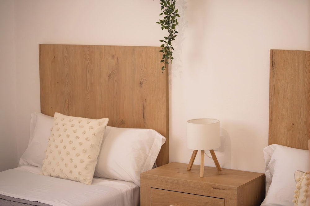 Apartamentos La Laguneta — Hotel rooms in Puerto del Carmen, Canary Islands