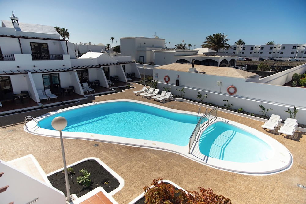 Apartamentos La Laguneta — Swimming pool in Puerto del Carmen, Canary Islands