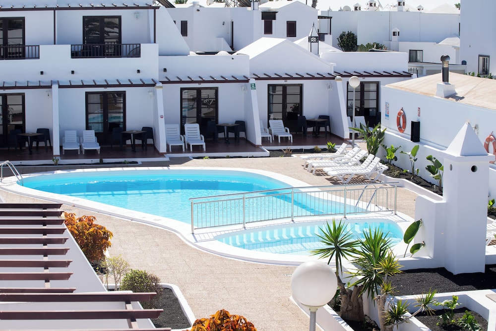 Apartamentos La Laguneta — Swimming pool in Puerto del Carmen, Canary Islands