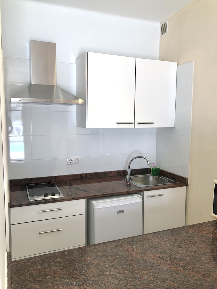 Apartamentos La Laguneta — Hotel rooms in Puerto del Carmen, Canary Islands