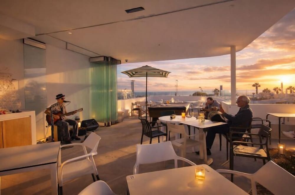 Apartments La Peñita Lanzarote — Restaurant & bars in Puerto del Carmen, Canary Islands