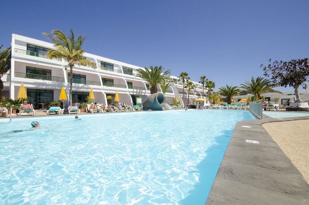 Apartments La Peñita Lanzarote — Swimming pool in Puerto del Carmen, Canary Islands