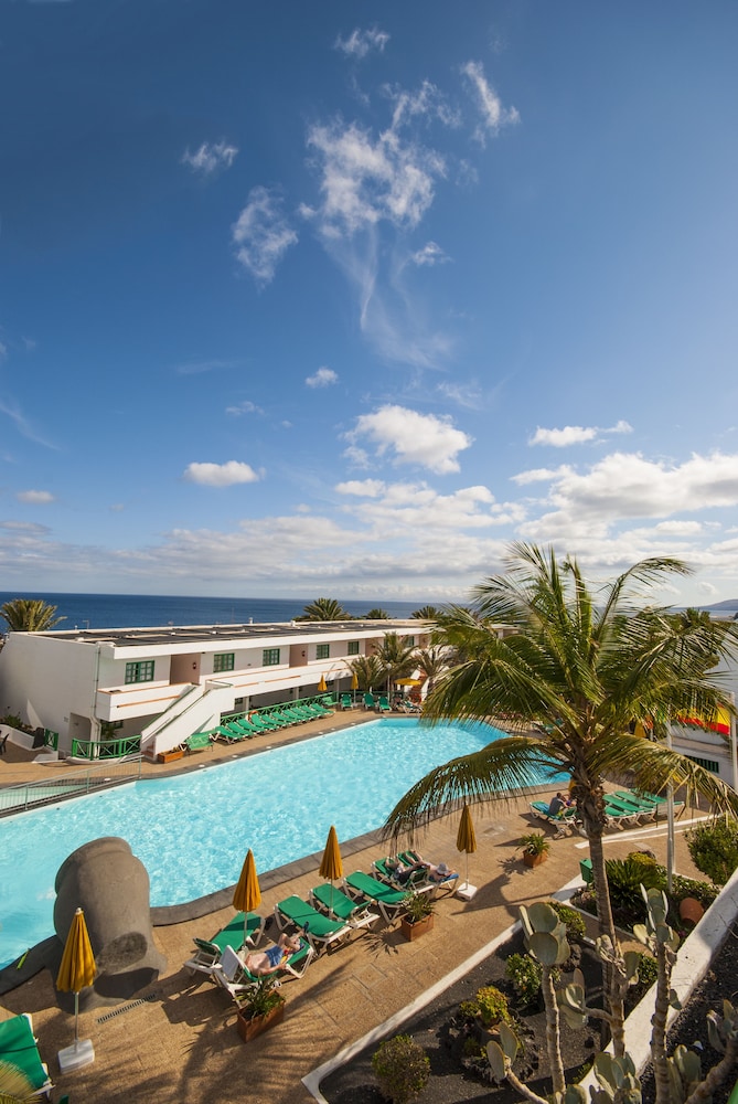 Apartments La Peñita Lanzarote — Main photo in Puerto del Carmen, Canary Islands