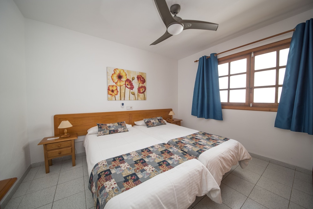 Apartments La Peñita Lanzarote — Hotel rooms in Puerto del Carmen, Canary Islands