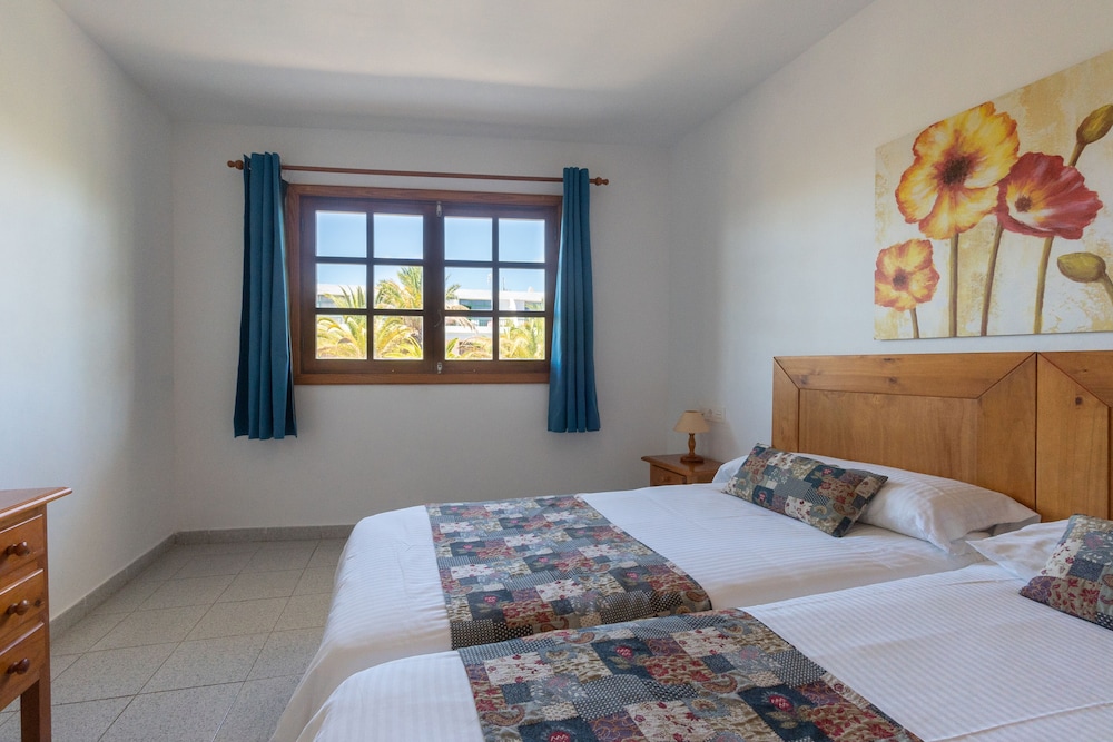 Apartments La Peñita Lanzarote — Hotel rooms in Puerto del Carmen, Canary Islands