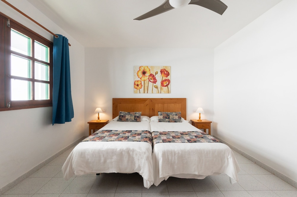 Apartments La Peñita Lanzarote — Hotel rooms in Puerto del Carmen, Canary Islands