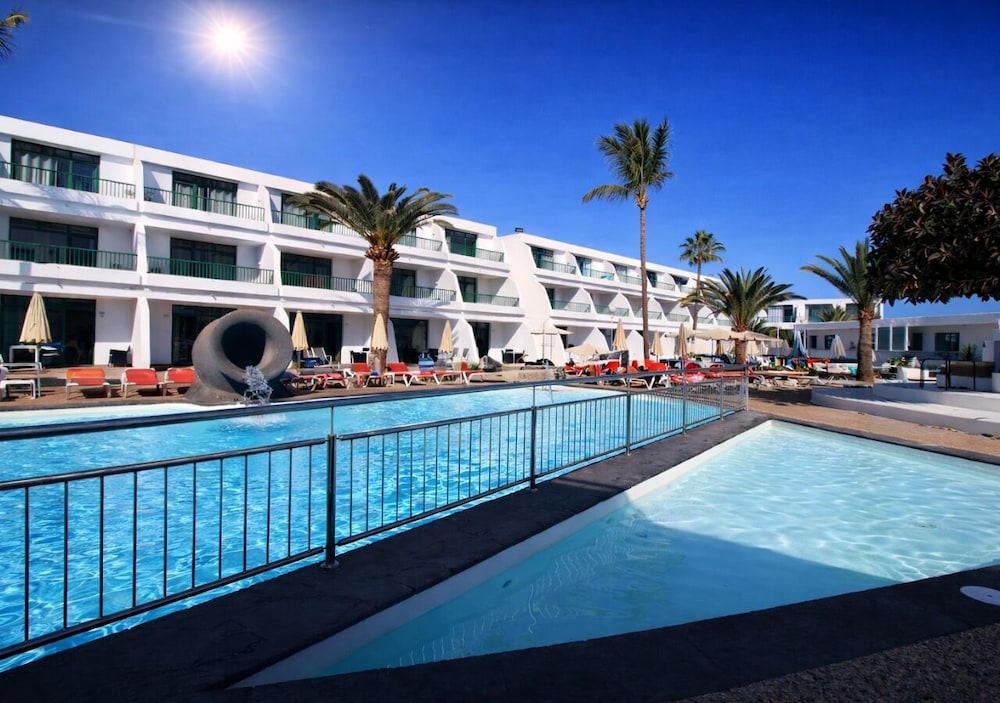 Apartments La Peñita Lanzarote — Swimming pool in Puerto del Carmen, Canary Islands