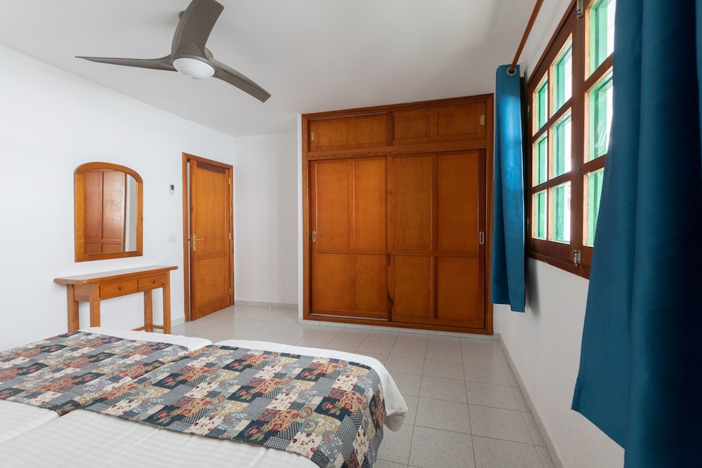 Apartments La Peñita Lanzarote — Hotel rooms in Puerto del Carmen, Canary Islands