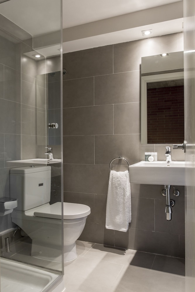 Aparthotel República — Hotel rooms in Barcelona, Catalonia