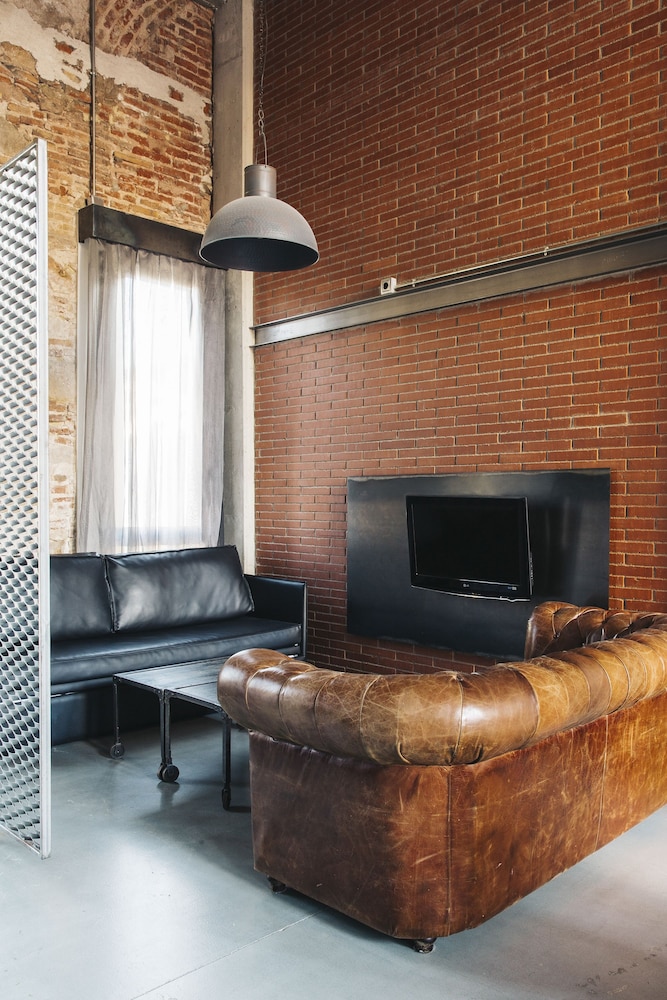 Aparthotel República — Hotel rooms in Barcelona, Catalonia