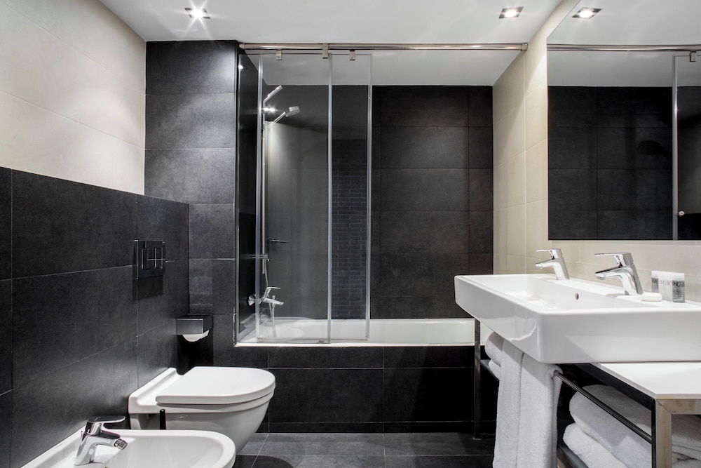 Aparthotel República — Hotel rooms in Barcelona, Catalonia