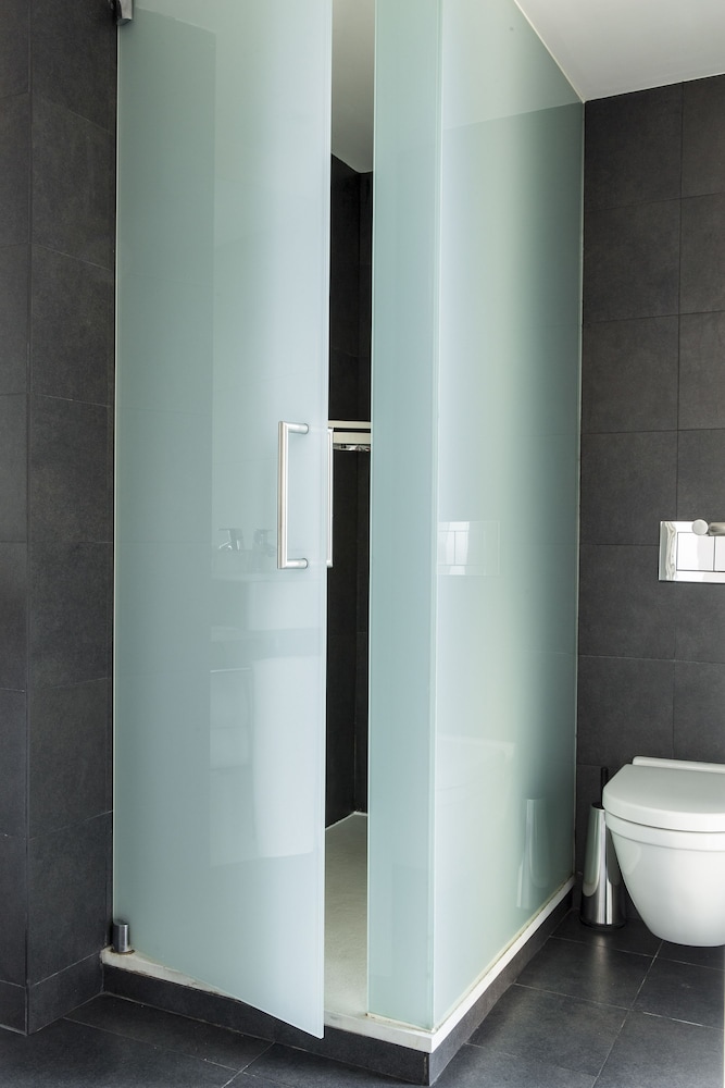 Aparthotel República — Hotel rooms in Barcelona, Catalonia