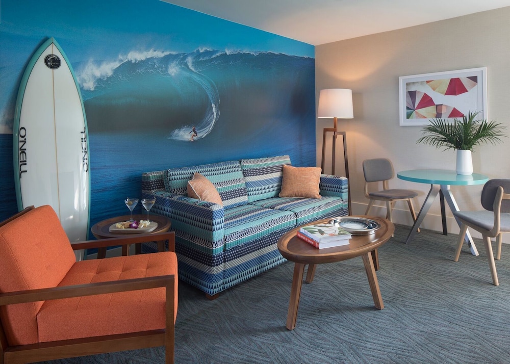 Dream Inn Santa Cruz — Hotel rooms in Santa Cruz, California