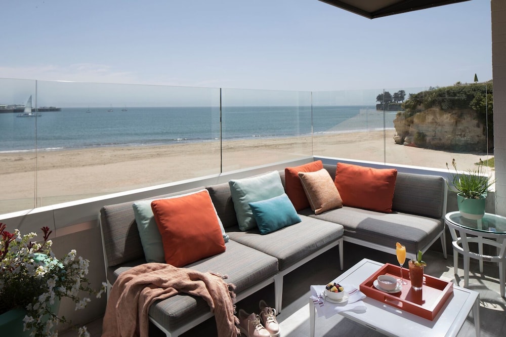 Dream Inn Santa Cruz — Beach in Santa Cruz, California