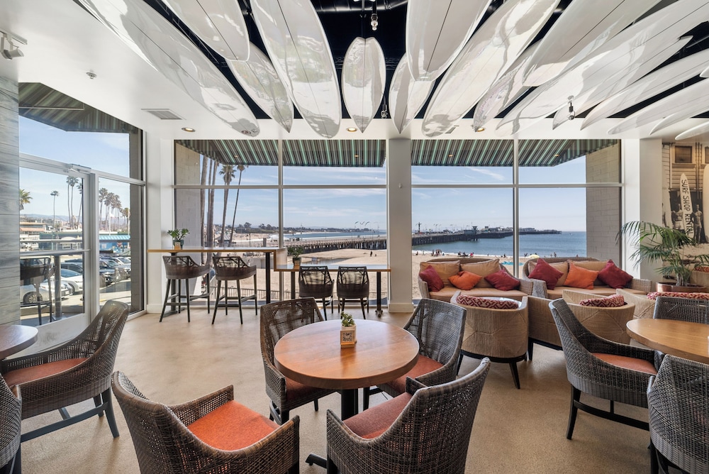 Dream Inn Santa Cruz — Restaurant & bars in Santa Cruz, California