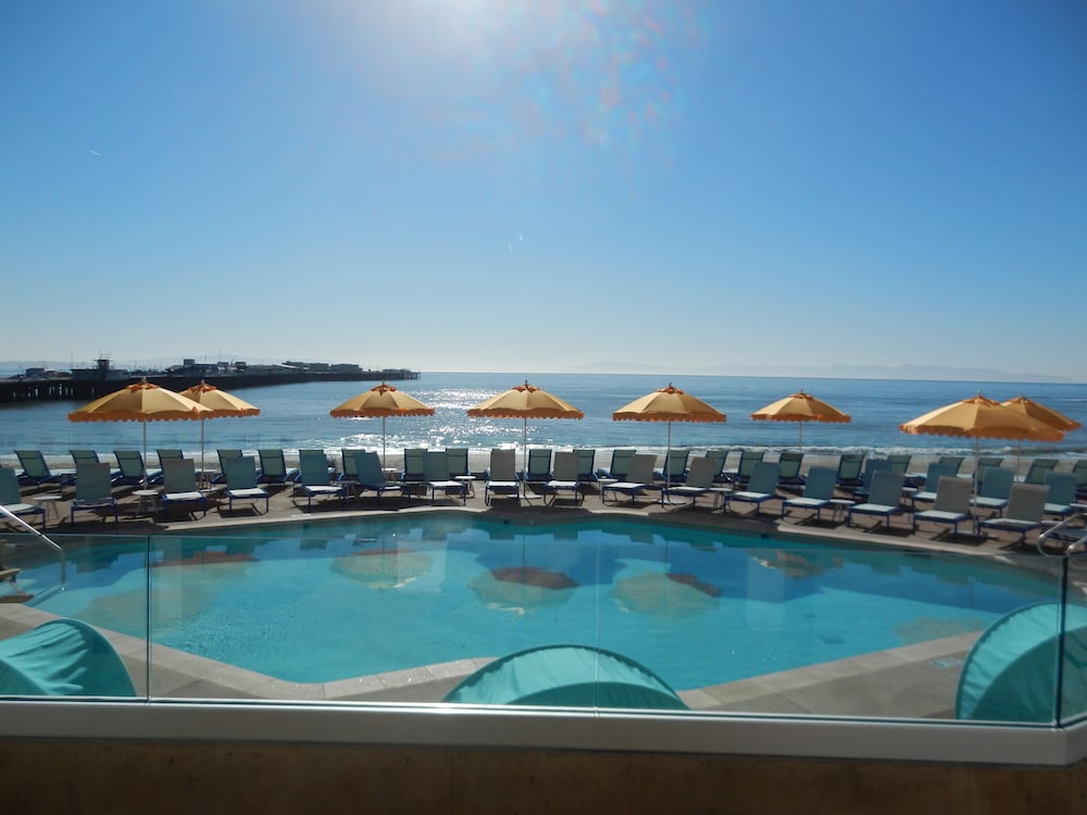 Dream Inn Santa Cruz — Main photo in Santa Cruz, California