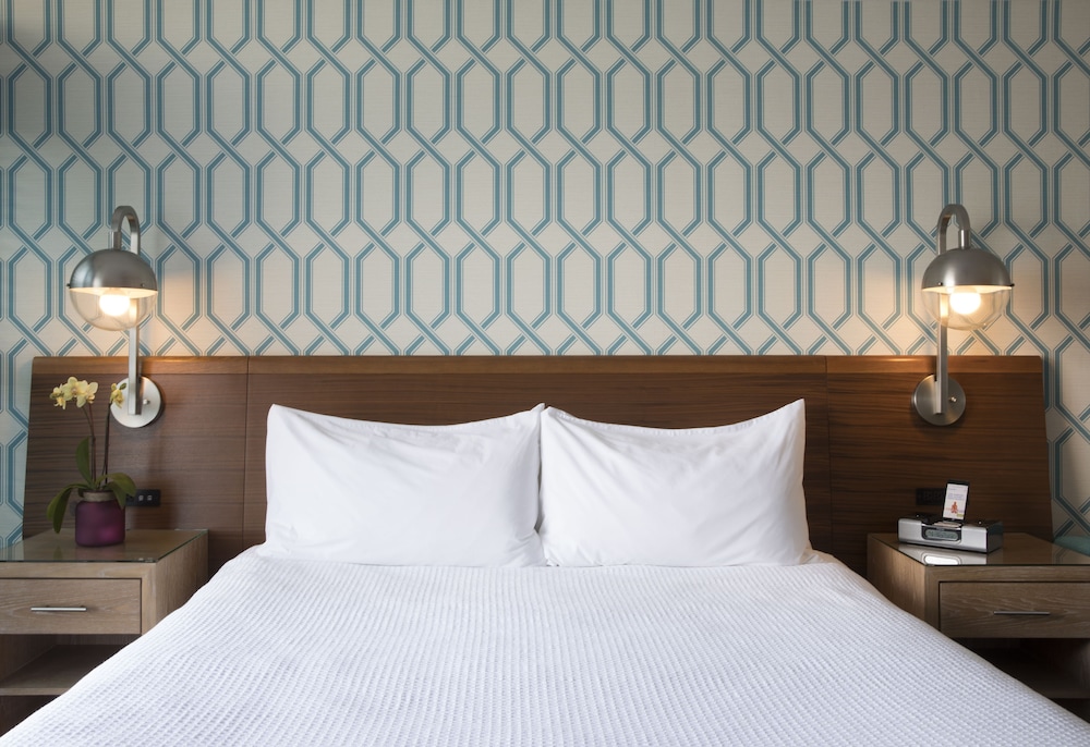 Dream Inn Santa Cruz — Hotel rooms in Santa Cruz, California