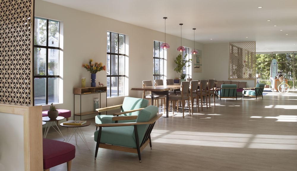 Dream Inn Santa Cruz — Restaurant & bars in Santa Cruz, California