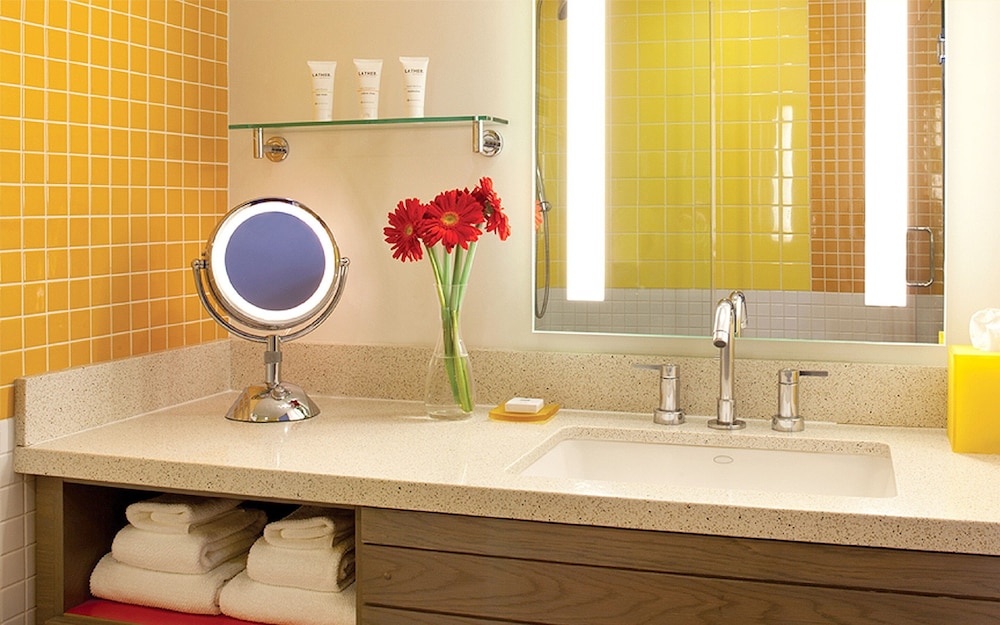 Dream Inn Santa Cruz — Hotel rooms in Santa Cruz, California
