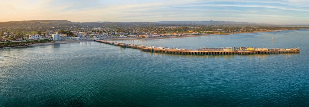 Dream Inn Santa Cruz — Beach in Santa Cruz, California
