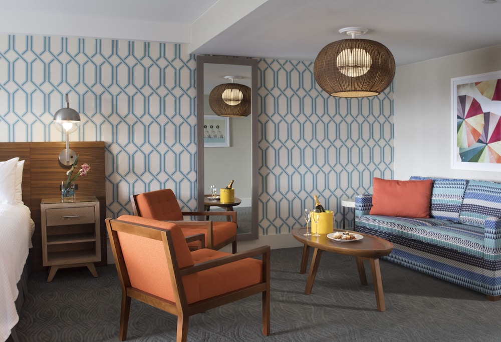 Dream Inn Santa Cruz — Hotel rooms in Santa Cruz, California