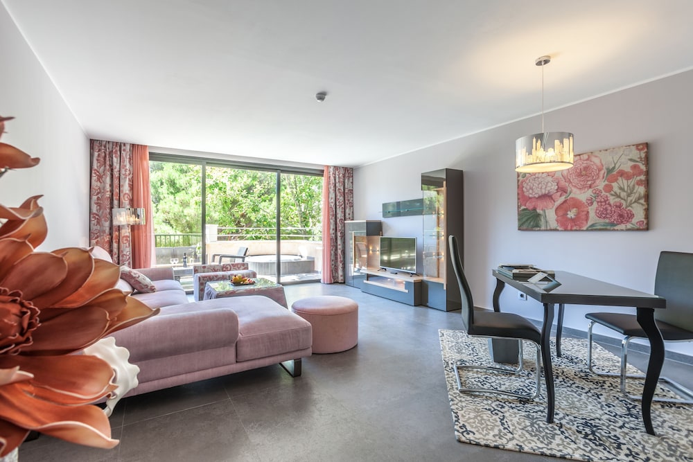 Lago Garden Hotel & Spa — Hotel rooms in Cala Ratjada, Balearic Islands