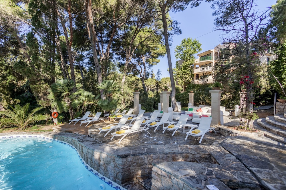 Lago Garden Hotel & Spa — Swimming pool in Cala Ratjada, Balearic Islands