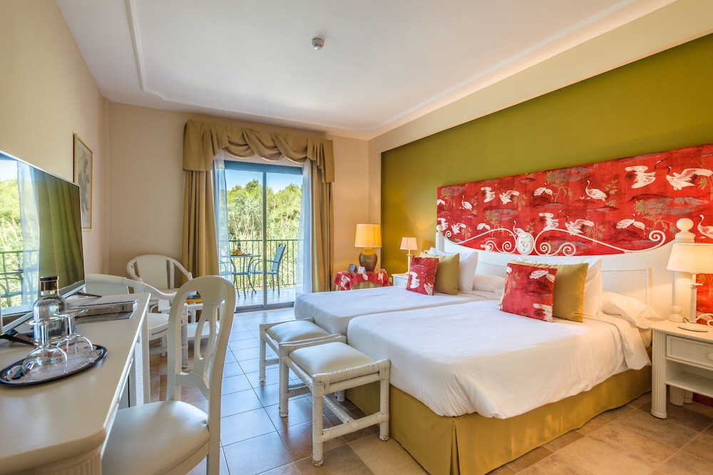 Lago Garden Hotel & Spa — Hotel rooms in Cala Ratjada, Balearic Islands