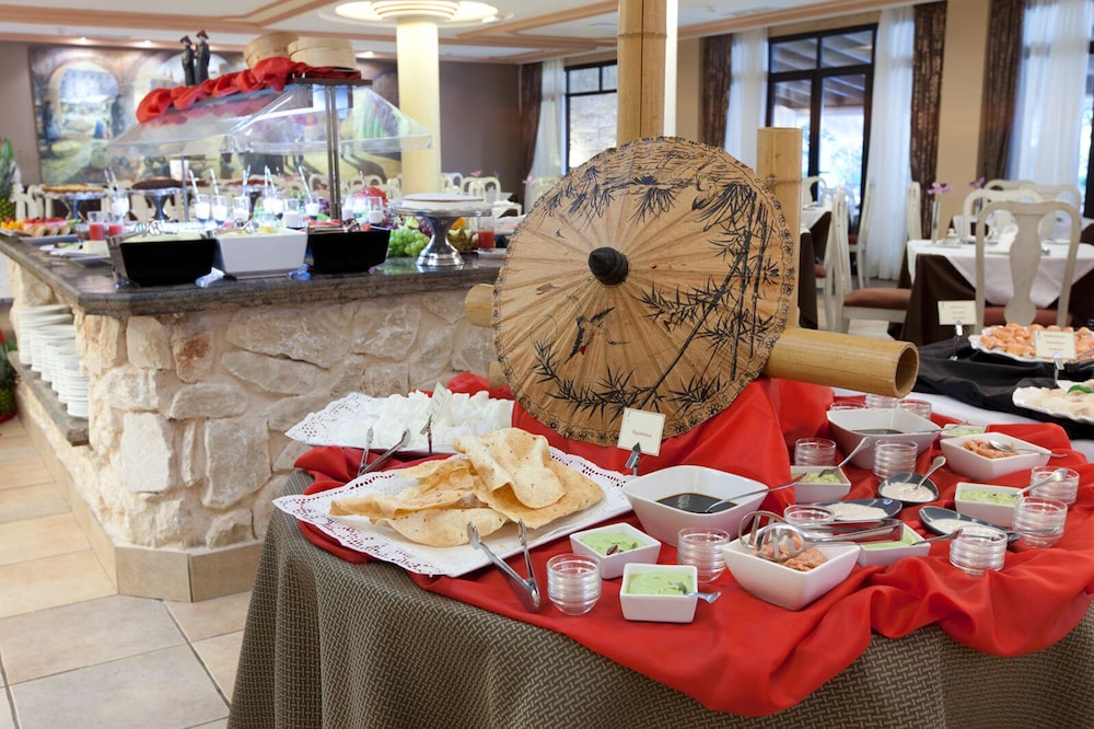 Lago Garden Hotel & Spa — Restaurant & bars in Cala Ratjada, Balearic Islands