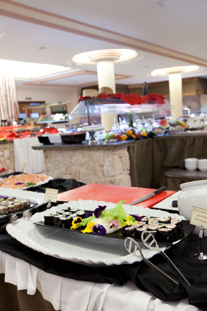 Lago Garden Hotel & Spa — Restaurant & bars in Cala Ratjada, Balearic Islands