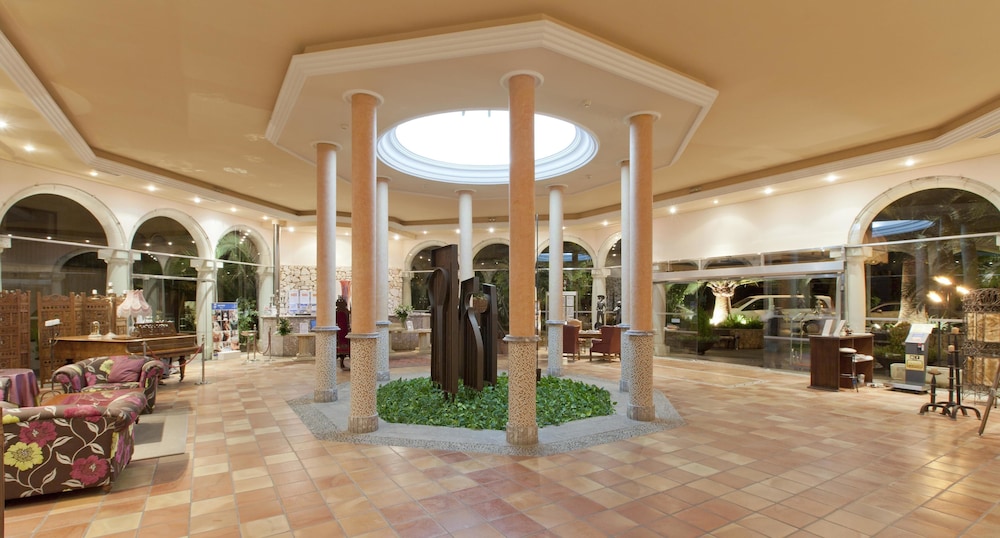 Lago Garden Hotel & Spa — Hotel building in Cala Ratjada, Balearic Islands