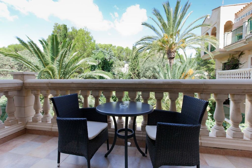 Lago Garden Hotel & Spa — Hotel rooms in Cala Ratjada, Balearic Islands