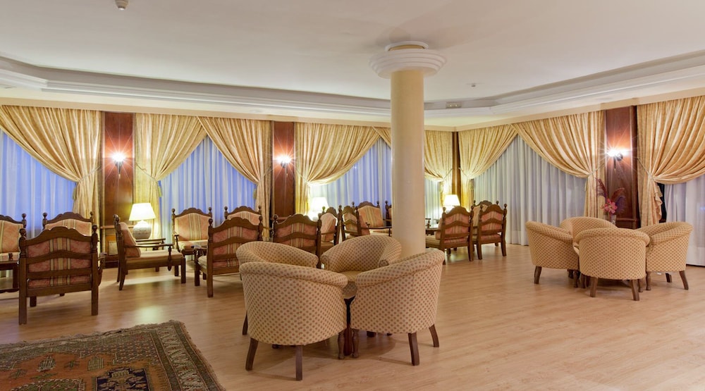 Lago Garden Hotel & Spa — Restaurant & bars in Cala Ratjada, Balearic Islands