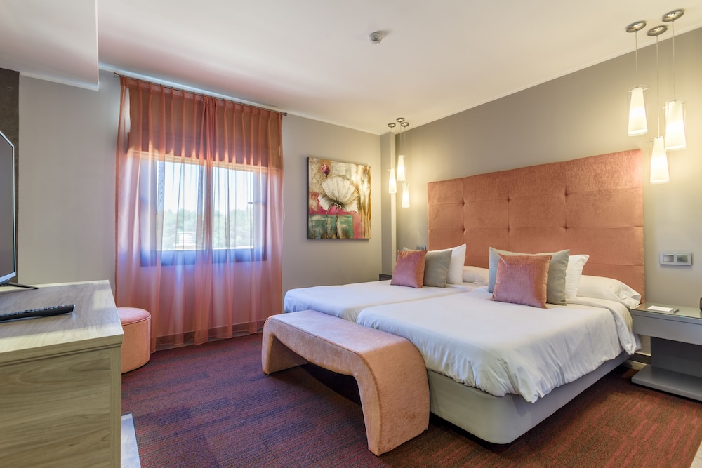 Lago Garden Hotel & Spa — Hotel rooms in Cala Ratjada, Balearic Islands