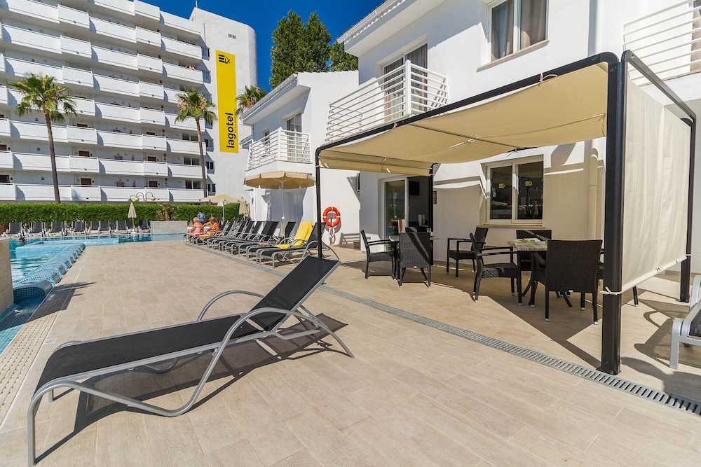Eix Lagotel Holiday Resort — Swimming pool in Playa de Muro, Balearic Islands