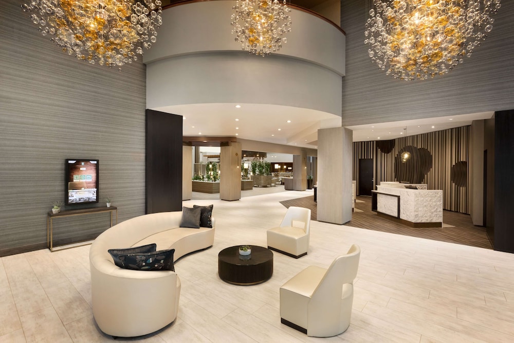 Embassy Suites by Hilton Dallas DFW Airport North — Hotel building in Grapevine, Texas