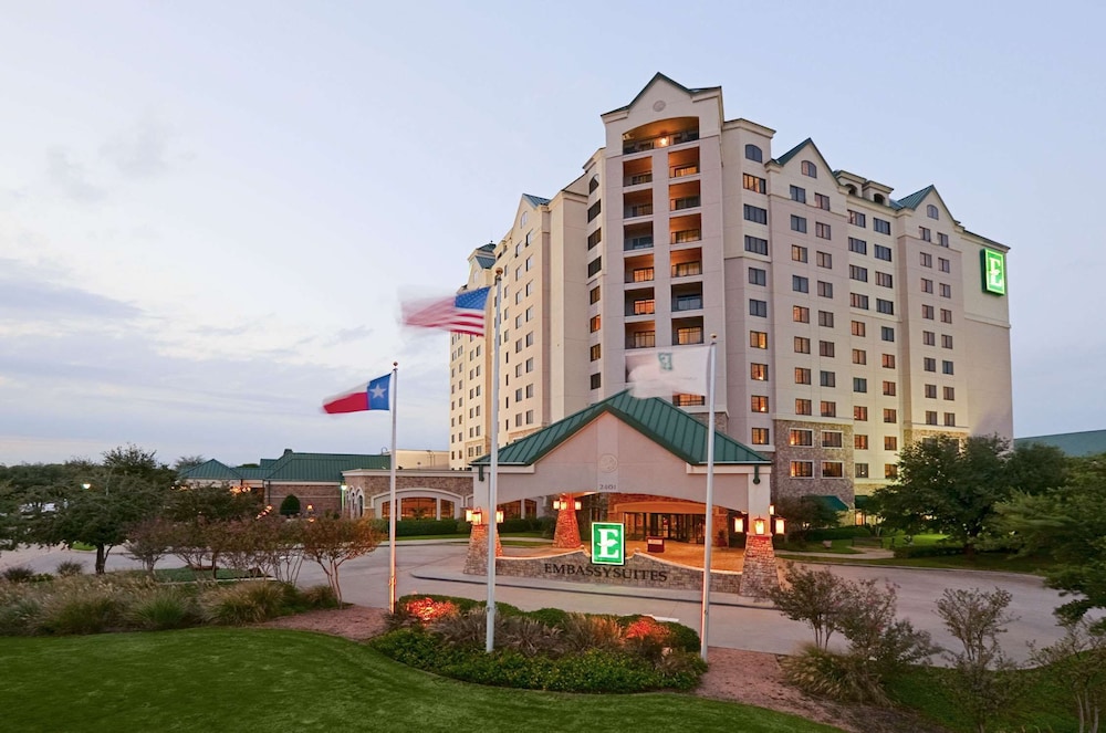 Embassy Suites by Hilton Dallas DFW Airport North — Main photo in Grapevine, Texas