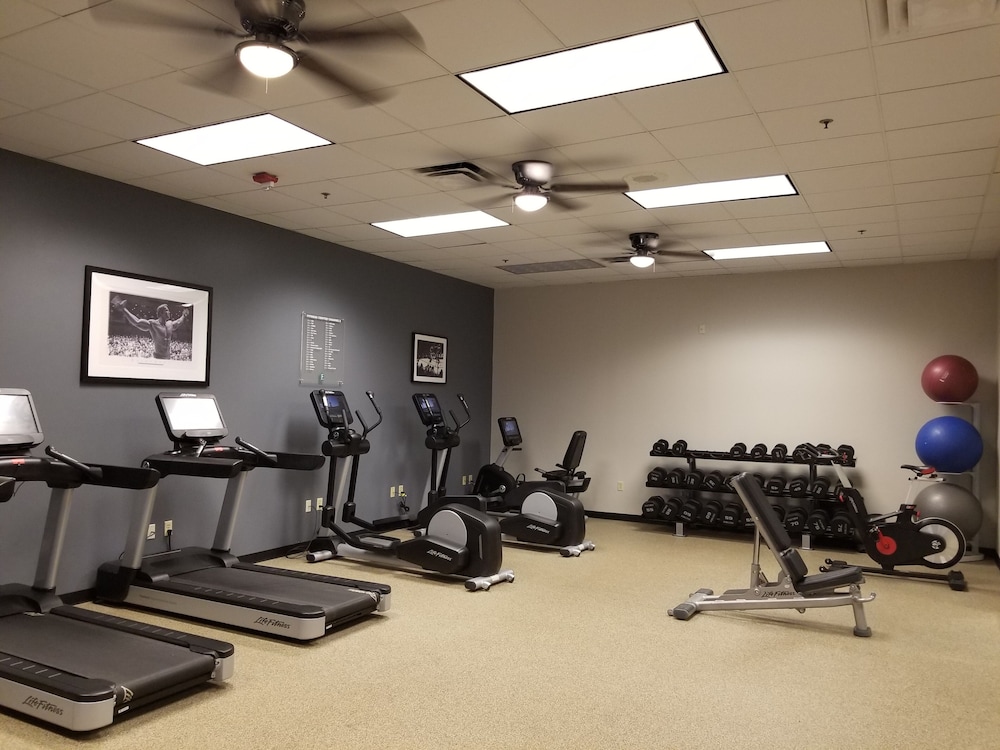 Embassy Suites by Hilton Dallas DFW Airport North — Sports & recreation in Grapevine, Texas