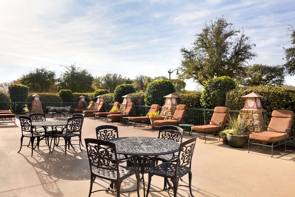 Embassy Suites by Hilton Dallas DFW Airport North — Sports & recreation in Grapevine, Texas
