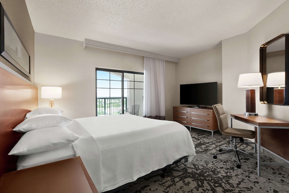 Embassy Suites by Hilton Dallas DFW Airport North — Hotel rooms in Grapevine, Texas