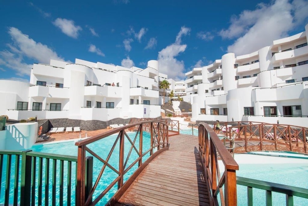 Apartamentos Lanzarote Paradise — Swimming pool in Costa Teguise, Canary Islands