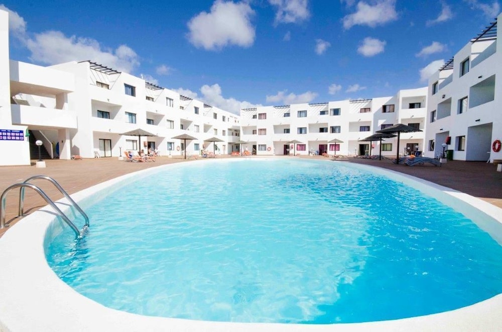 Apartamentos Lanzarote Paradise — Swimming pool in Costa Teguise, Canary Islands