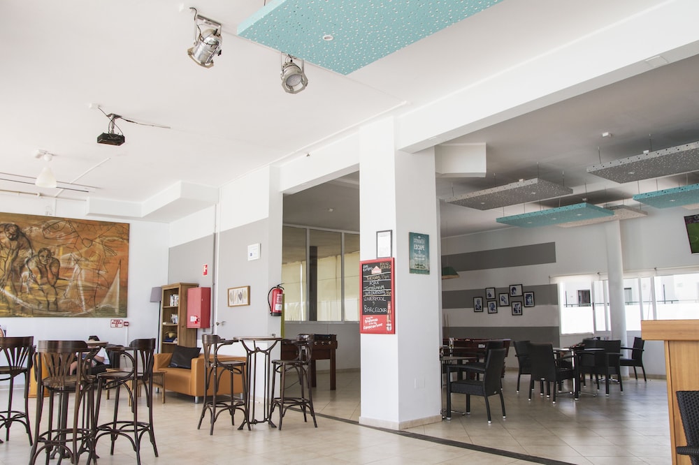 Apartamentos Lanzarote Paradise — Restaurant & bars in Costa Teguise, Canary Islands