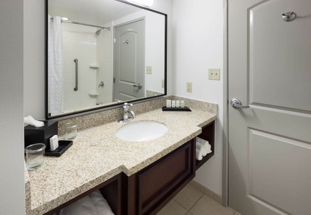 Embassy Suites by Hilton Tampa Brandon — Hotel rooms in Tampa, Florida