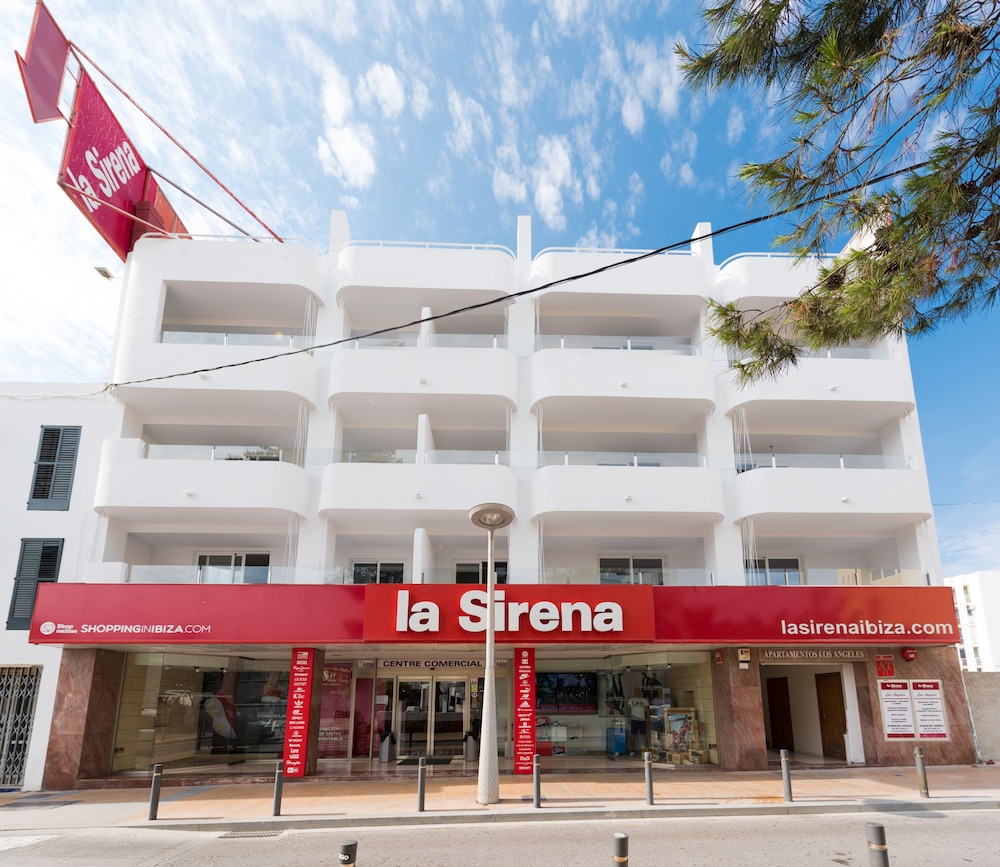 Apartamentos Los Ángeles — Main photo in San Antonio, Balearic Islands