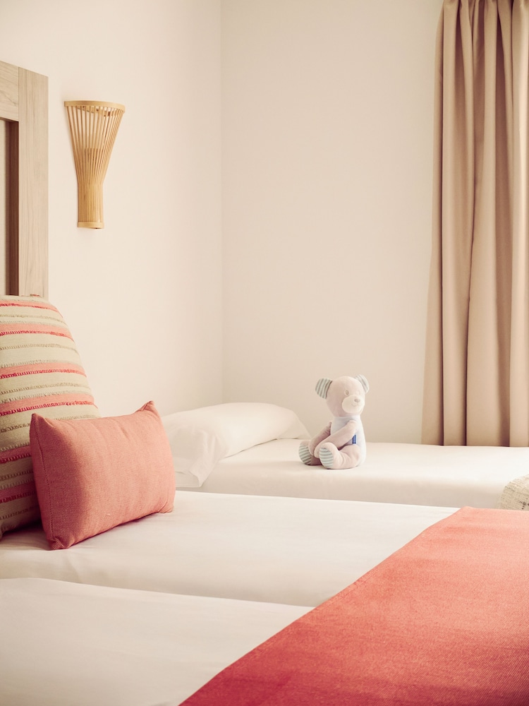 Ona Las Rampas — Hotel rooms in Fuengirola, Andalusia